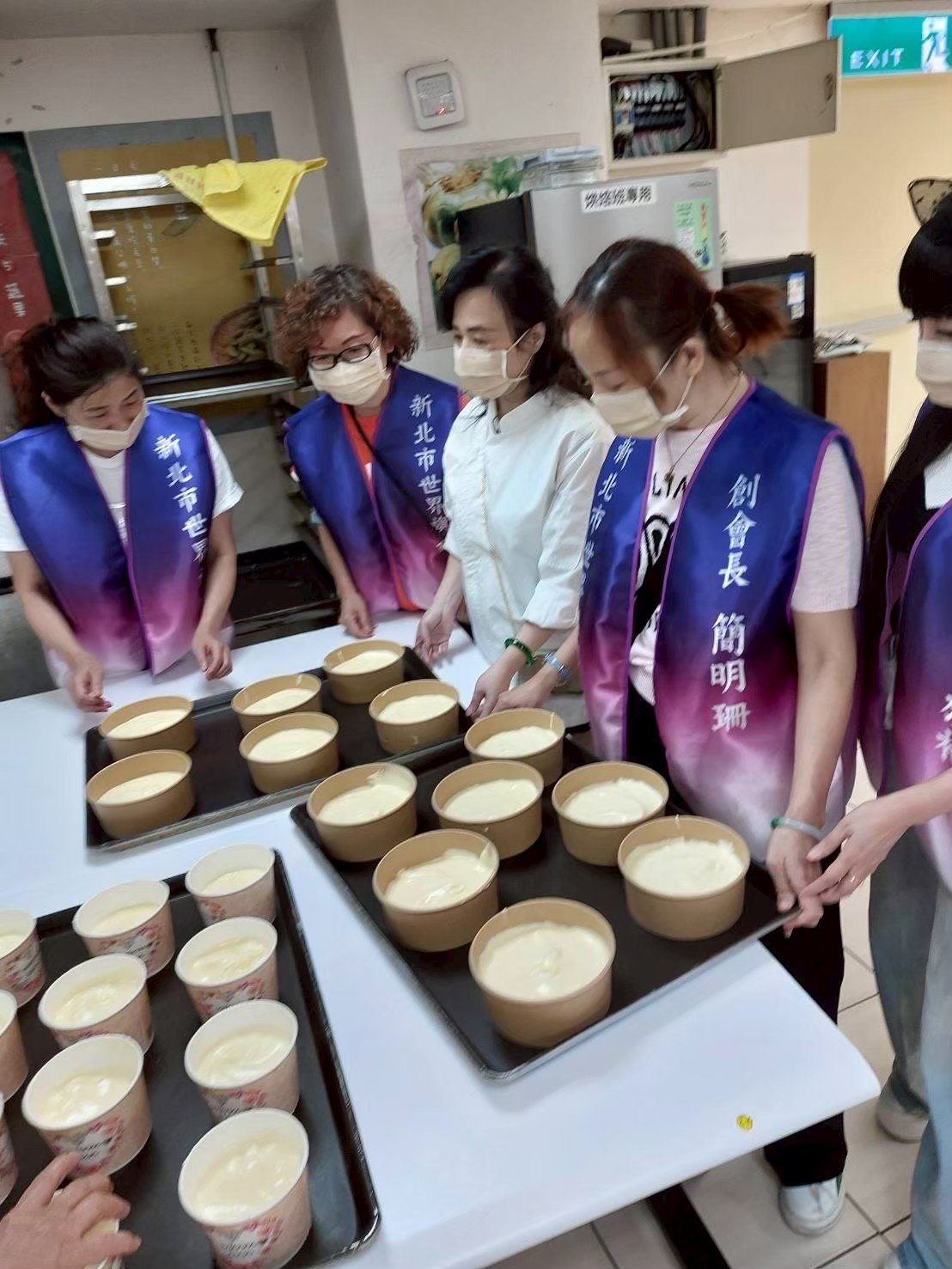 陪伴樂山教養院烘焙活動照片