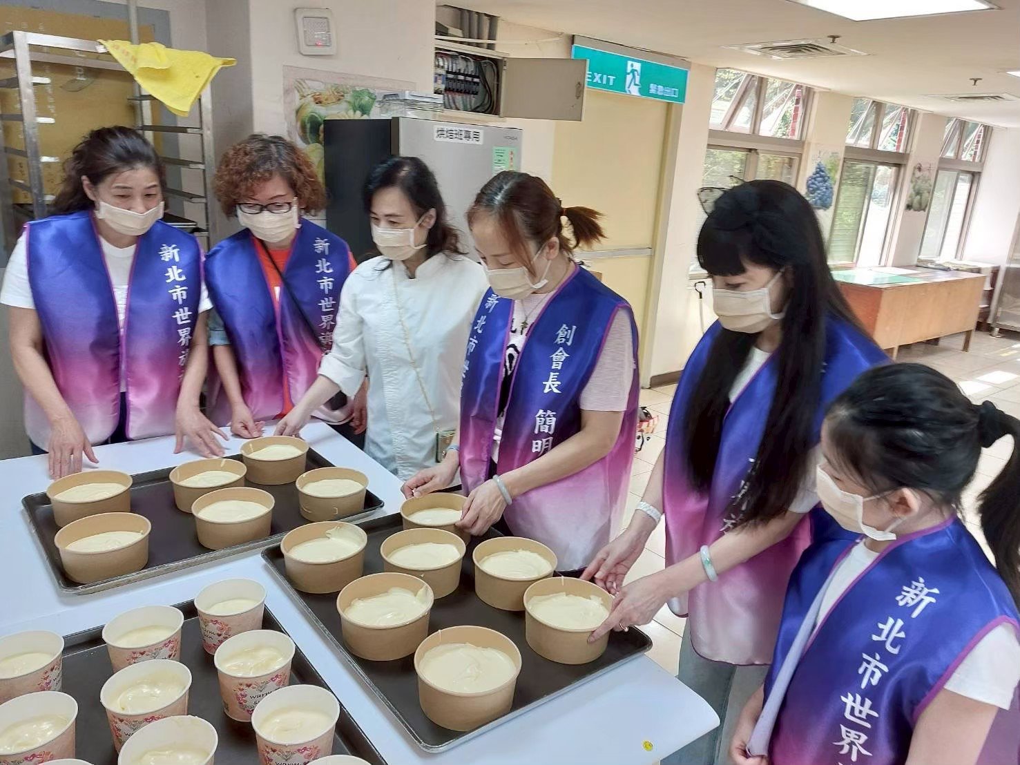 陪伴樂山教養院烘焙活動照片